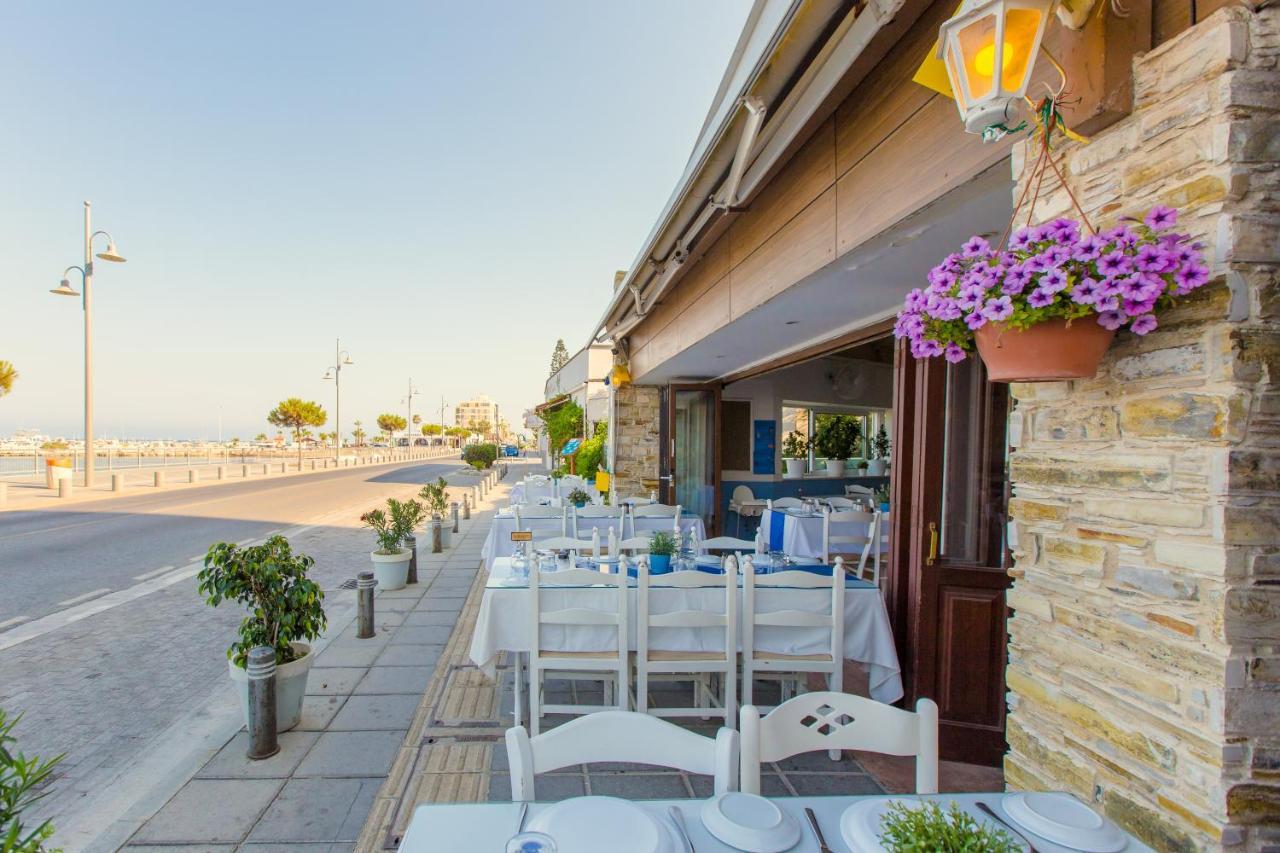 Furnished Seafront Studio Larnaca Exterior foto
