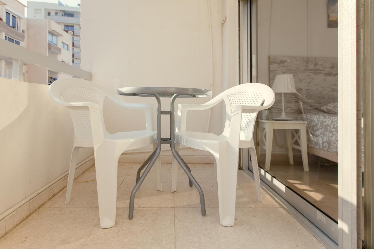 Furnished Seafront Studio Larnaca Exterior foto